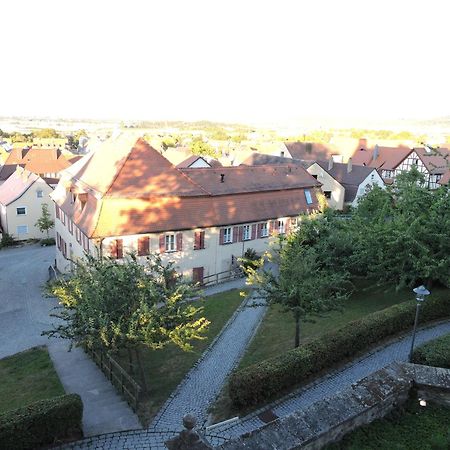 Turmstueble Im Torhaus Von 1545 Apartman Burgbernheim Kültér fotó
